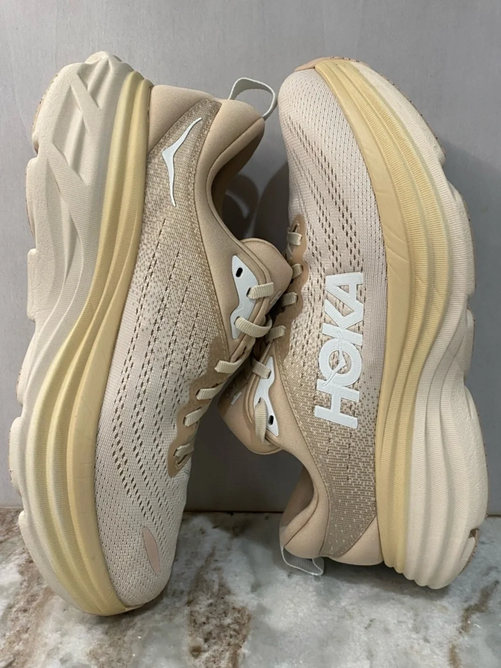 Hoka Bondi 8 Women's 9B Shifting Sand Eggnog Neutral Max Cushion - Picture 5 of 10